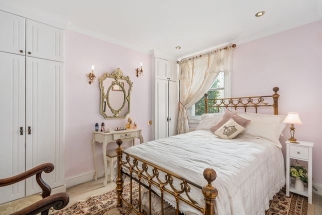 Basement Flat, 1, Ashburnham Road, Chelsea photo 3