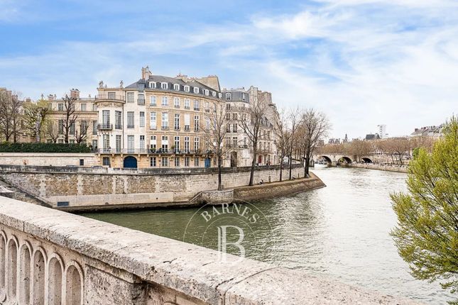 Apartment for sale in Paris 4th, Arsenal, 75004, France