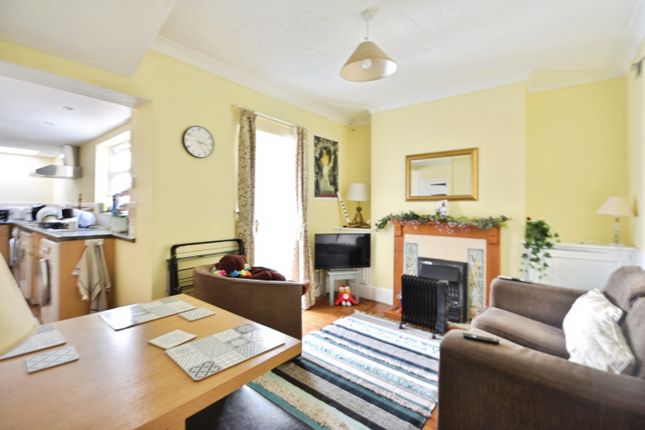 12, Hoopern Street, Exeter photo 2