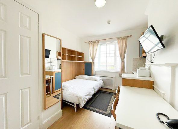 Studio To Rent