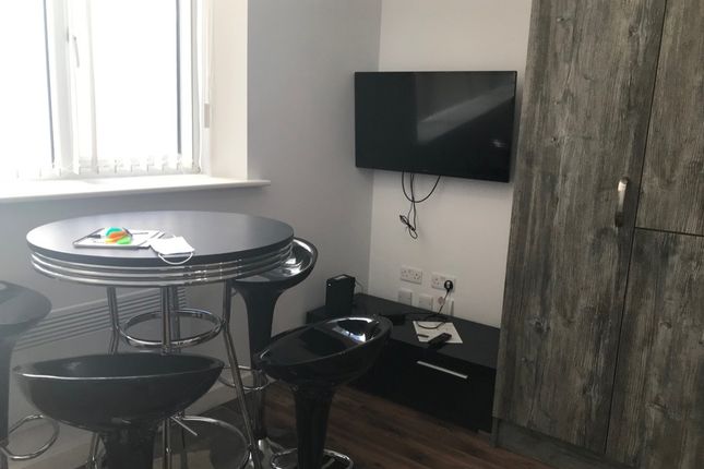 4 Bishop Street, Leicester photo 2