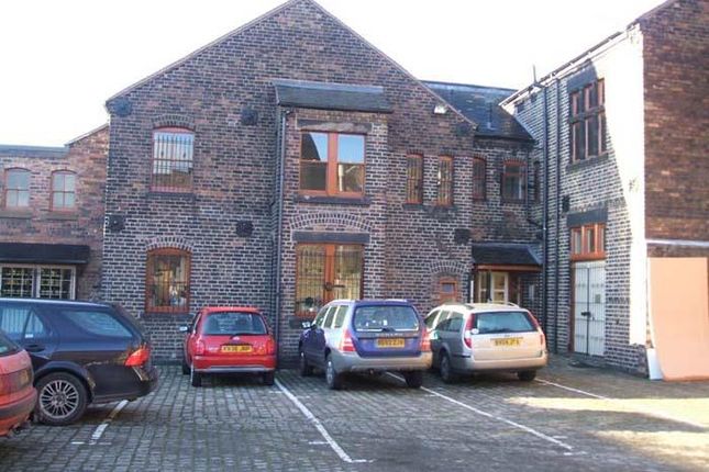 Thumbnail Office to let in Office 5, First Floor 72A Moorland Road, Burslem, Stoke On Trent, Staffs
