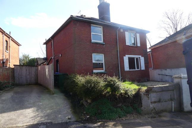 Semi-detached house to rent in Sandhurst Road, Shirley, Southampton