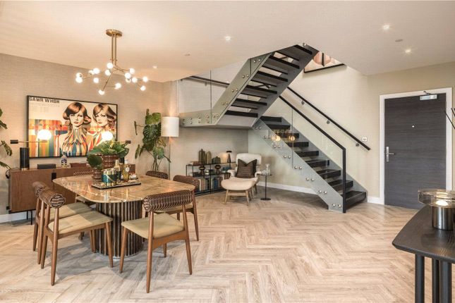 NEW Penthouse 4908,, The Euler, Silvercroft Street photo 4
