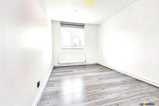 176 Rowan Drive, Broxbourne photo 4