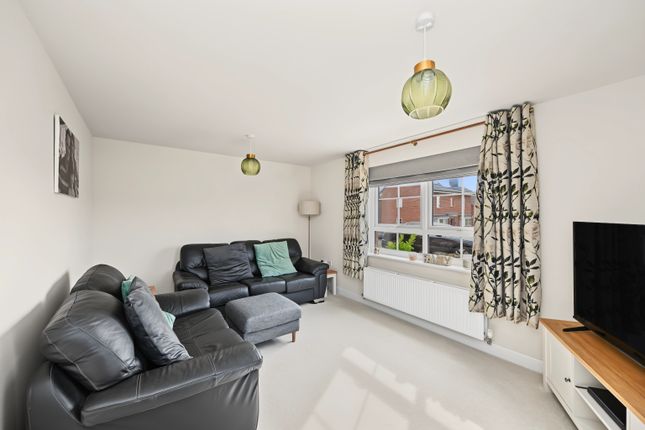 21, Vermilion Way, Rugby photo 3