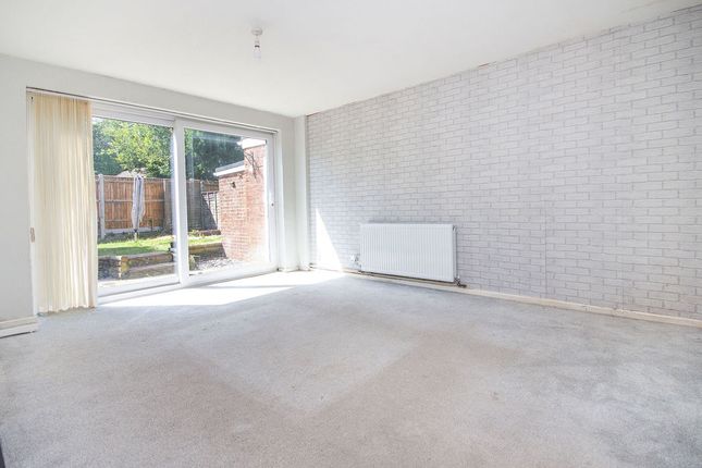 21, Friars Croft, Southampton photo 2