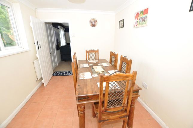 Breakfast Room