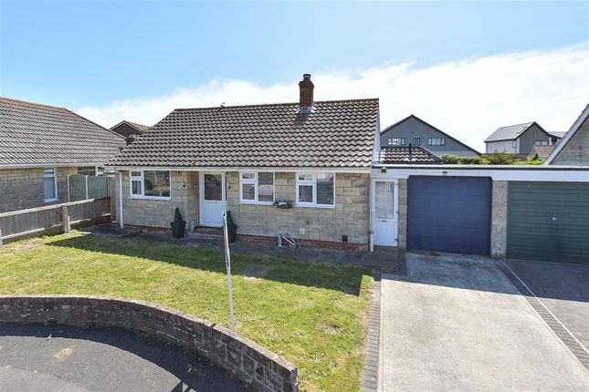 3-bed house on Yaverland Close, Sandown, £425,000