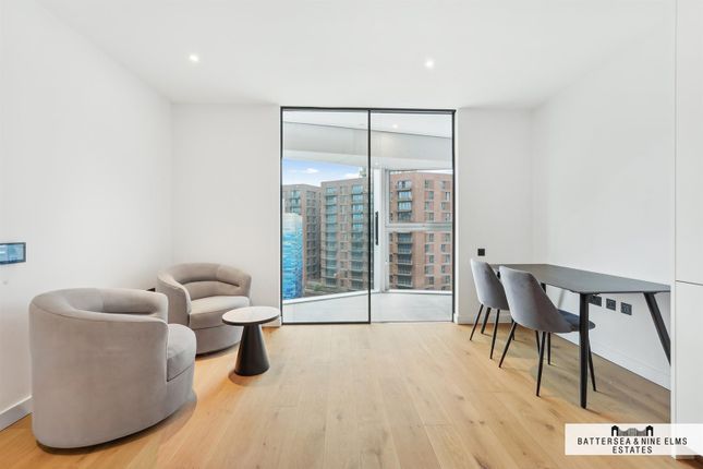 15 Electric Boulevard, London photo 4