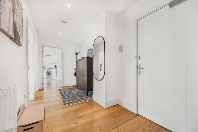 Flat 105 Sussex House, 6, The Forbury, Reading photo 4