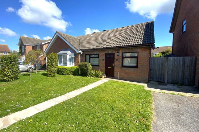 2-bed house on 31, Grasmere Way, Canterbury, £230,000