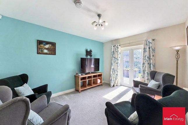 4 Brook Grove, Manchester photo 2
