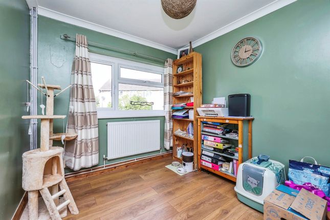 Flat for sale in Walters Crescent, Selston, Nottingham