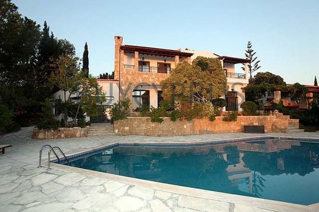 Villa for sale in Kamares - Tala, Paphos, Cyprus