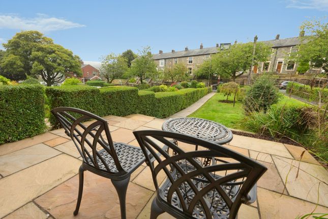 17, Carus Avenue, Lancashire photo 4