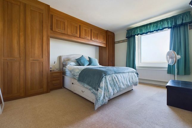 Flat for sale in Milford Court, Brighton Road, Lancing