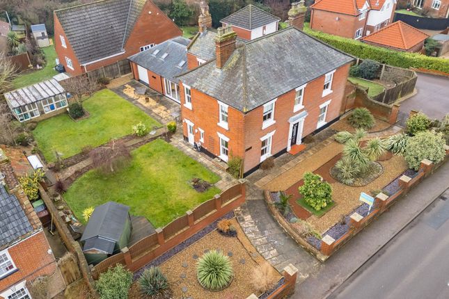 39 Cromer Road, North Walsham photo 2