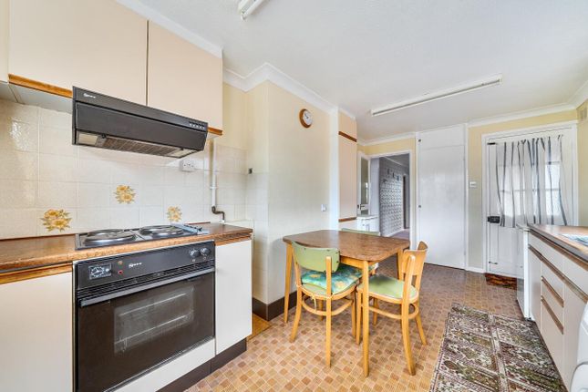 20, Weardale Road, Chandler's Ford photo 3