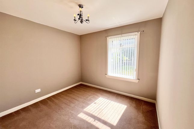 10, Nelson Road, Saltcoats photo 4