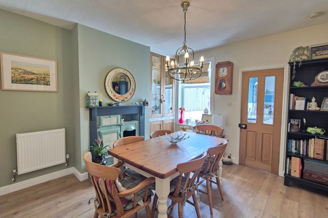 36 Grange Road, Ibstock photo 4