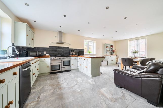 65, Addison Road, Melksham photo 2