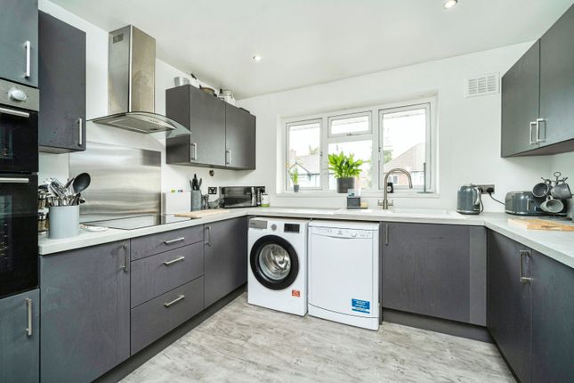 Flat for sale in Hale Court, The Crescent, Walsall, West Midlands