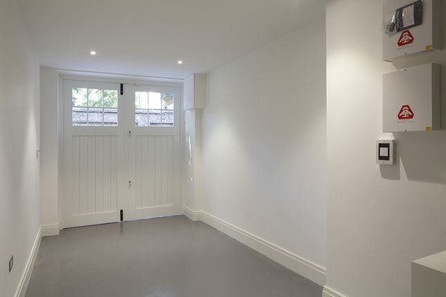 Mews house to rent in Woods Mews, London, 7