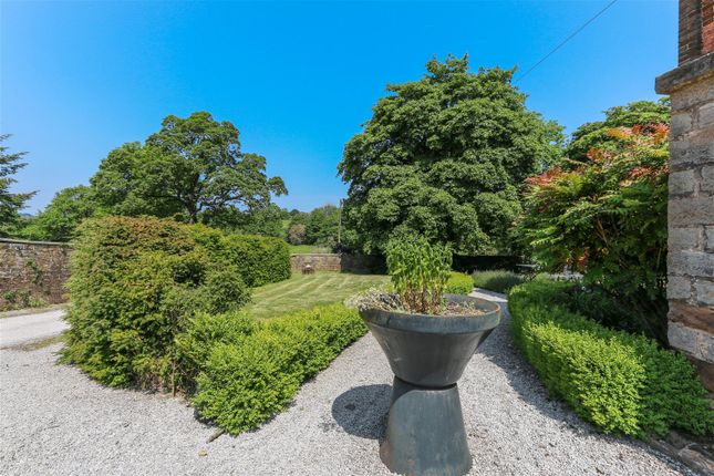 Country house for sale in Bank Road, Matlock