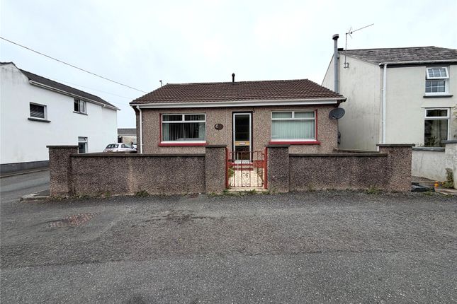 2-bed house on 7, Honeyborough Green, Milford Haven, £200,000