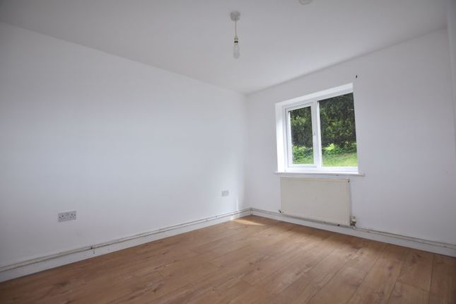 Flat to rent in Welbeck Court, Mapperley, Nottingham