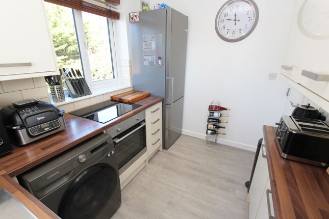 3, High Point, New Eltham photo 4