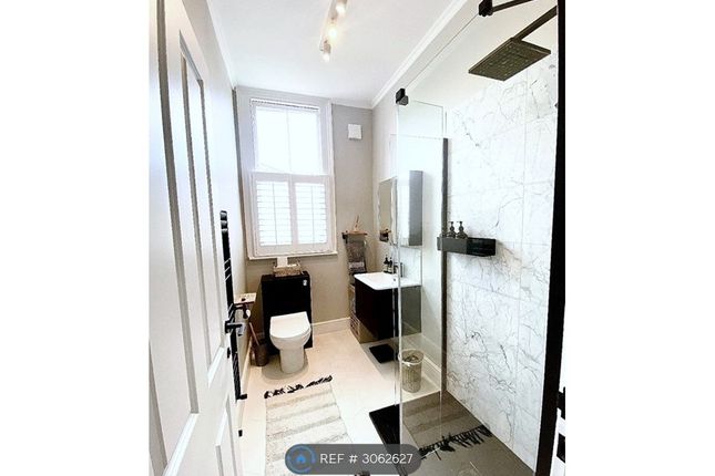 B Epple Road, Parsons Green Fulham, London photo 5