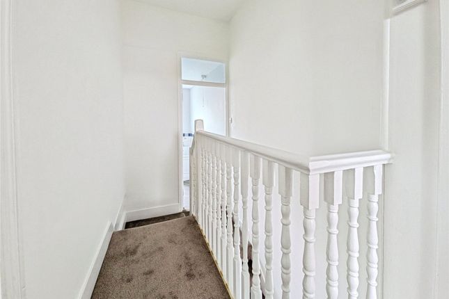 12, Dumergue Avenue, Kent photo 4