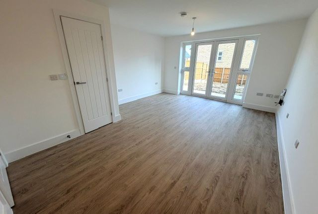 6, Cowslip Lane, Downham Market photo 3