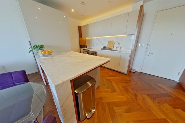 Apartment A44, Ambassador Building, London photo 3
