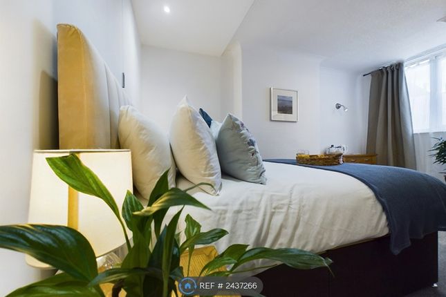 Room 2: Double Room