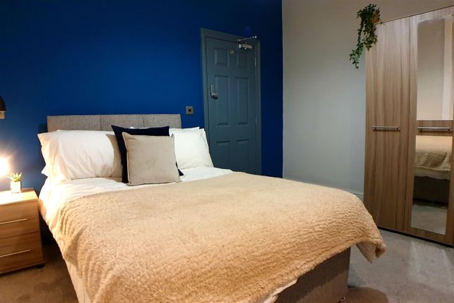 Room 2, 87, Alexander Road, Birmingham photo 3