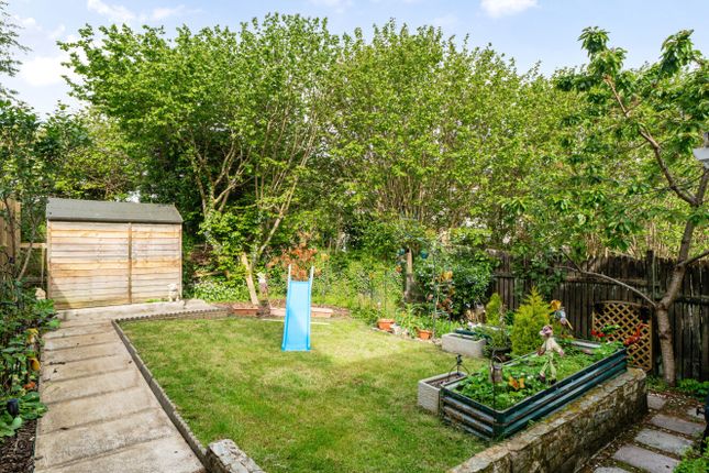 10, Baynes Close, Liskeard photo 2
