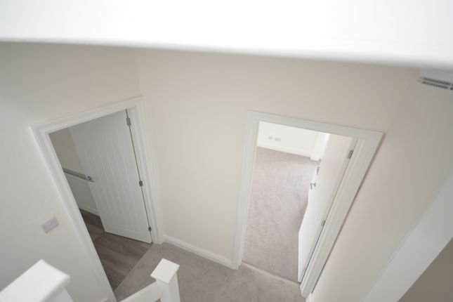 Flat to rent in Washbrook Road, Rushden, Northamptonshire