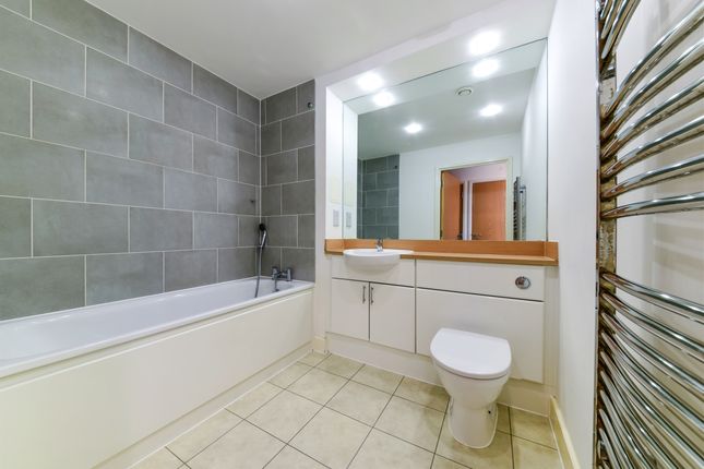 Flat for sale in Dalston Square, Ocean House, Dalston