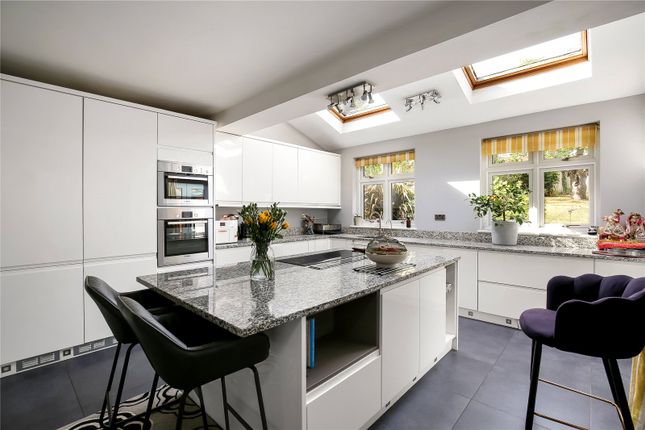 168, Coombe Road, Wiltshire photo 2