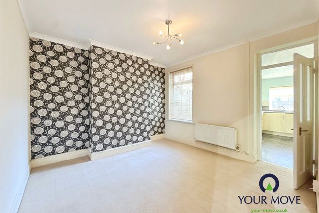 17, Cheriton Avenue, Kent photo 3