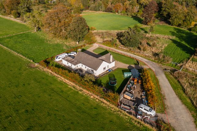 Park Home Farm, Cornhill photo 3