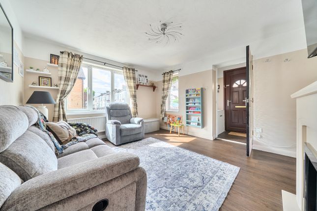 13, Cheshunt Road, Kent photo 2