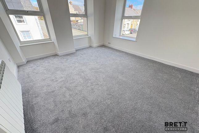 200a, Robert Street, Milford Haven photo 3