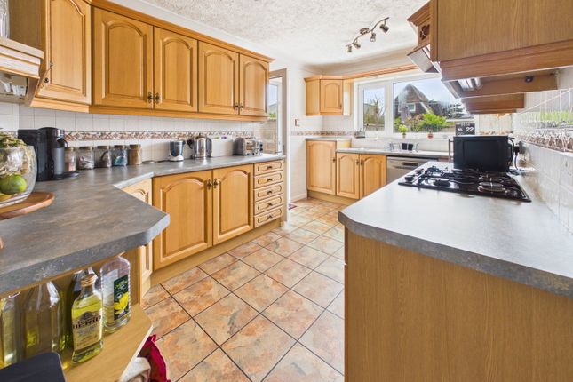 31, The Meadway, Shoreham-by-sea photo 4