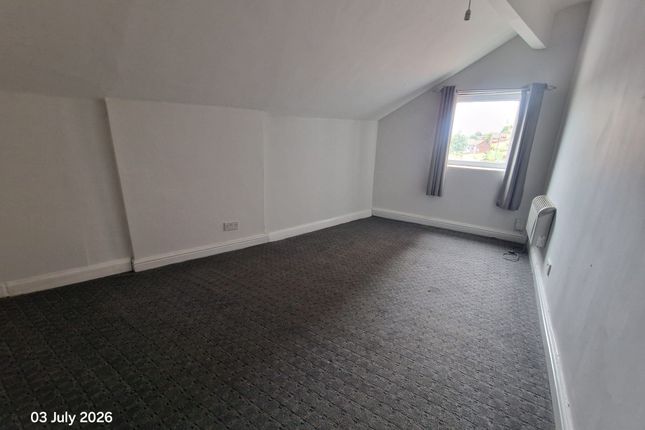 1a Stanningley Road, Leeds photo 5