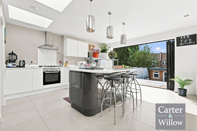 55, Lambourne Road, Barking photo 3