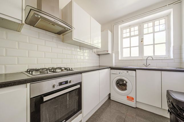 Flat 5 Raleigh House,, Albion Avenue, London photo 2